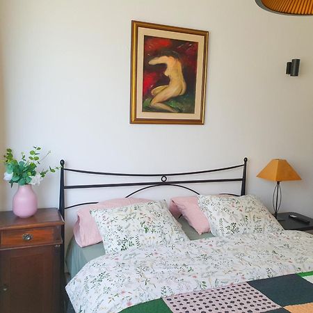 Apartment With Terrace Nona Pavla โทลมิน ภายนอก รูปภาพ
