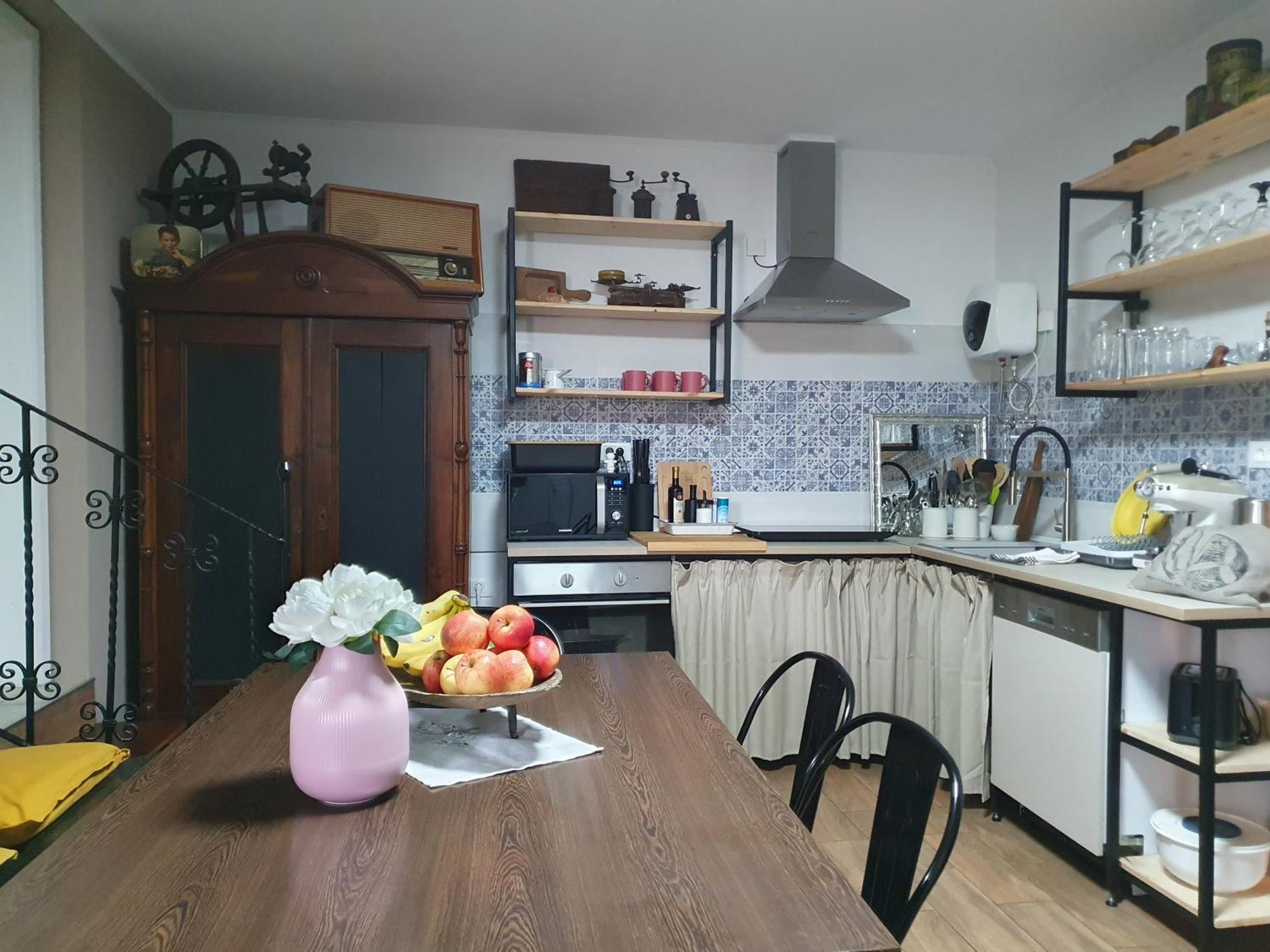 Apartment With Terrace Nona Pavla โทลมิน ภายนอก รูปภาพ