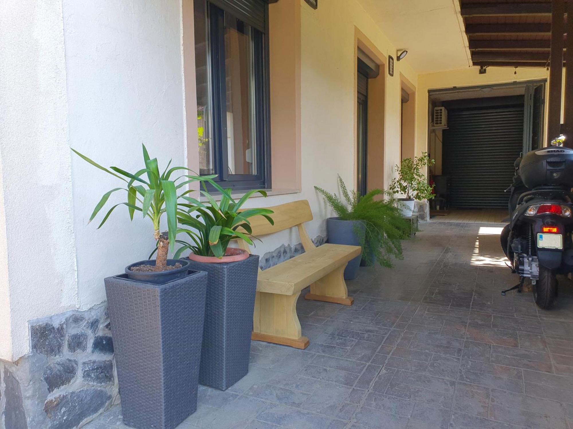 Apartment With Terrace Nona Pavla โทลมิน ภายนอก รูปภาพ